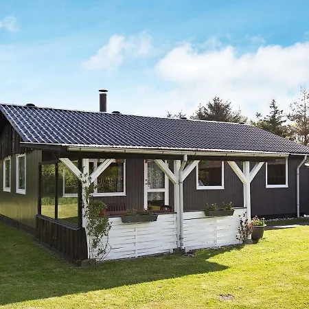 Feriehus Quaint Holiday In R Dby With Jetty